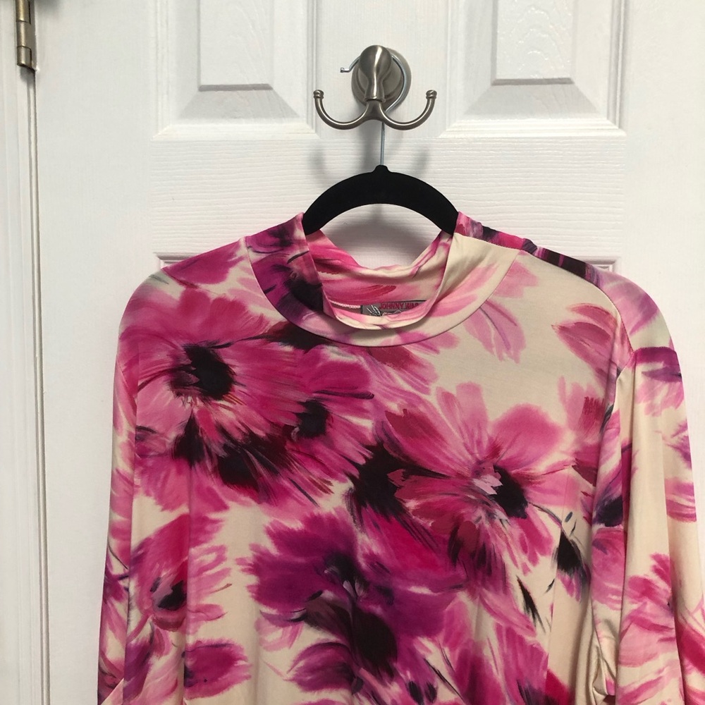 Johnny Was NWT 2X Plus top the Janie favorite mock neck stretchy tee PINK Floral - Picture 8 of 14